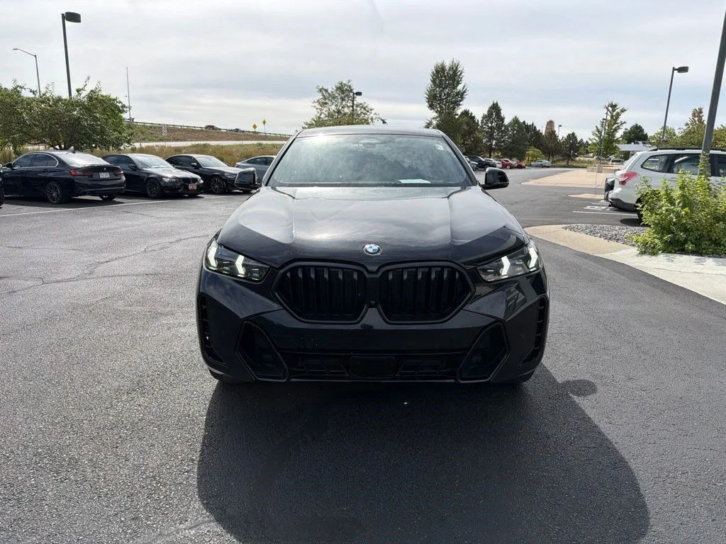 Used 2025 Black BMW xDrive40i image 8