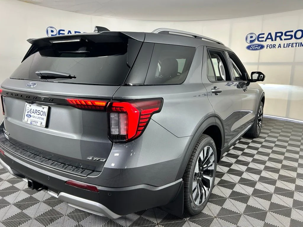 New 2026 Carbonized Gray Metallic Ford Platinum™ image 6