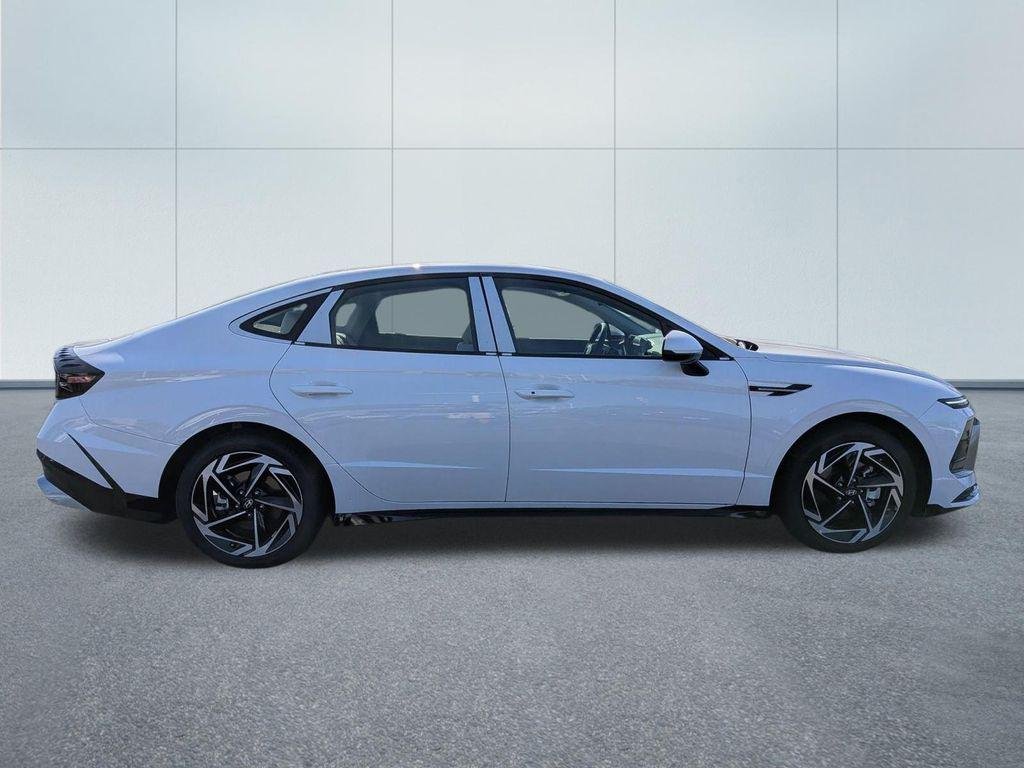 2026 Hyundai Sonata SEL - Photo 7