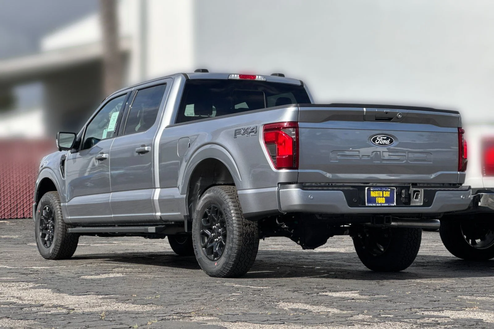 New 2026 Iconic Silver Metallic Ford XLT image 7