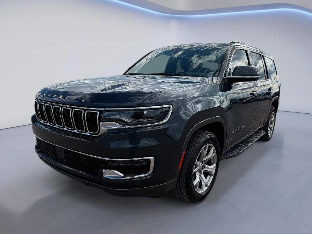 Used 2022 Baltic Gray Metallic Clearcoat Jeep Series I image 9
