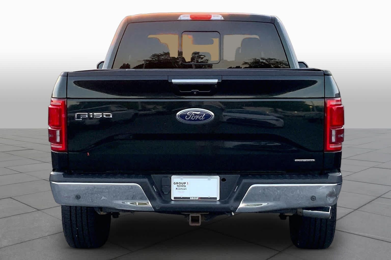 Used 2016 Green Gem Metallic Ford Lariat image 5