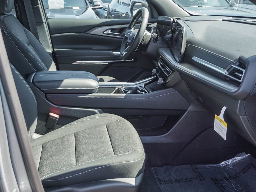 2026 Chevrolet Traverse LT - Photo 12