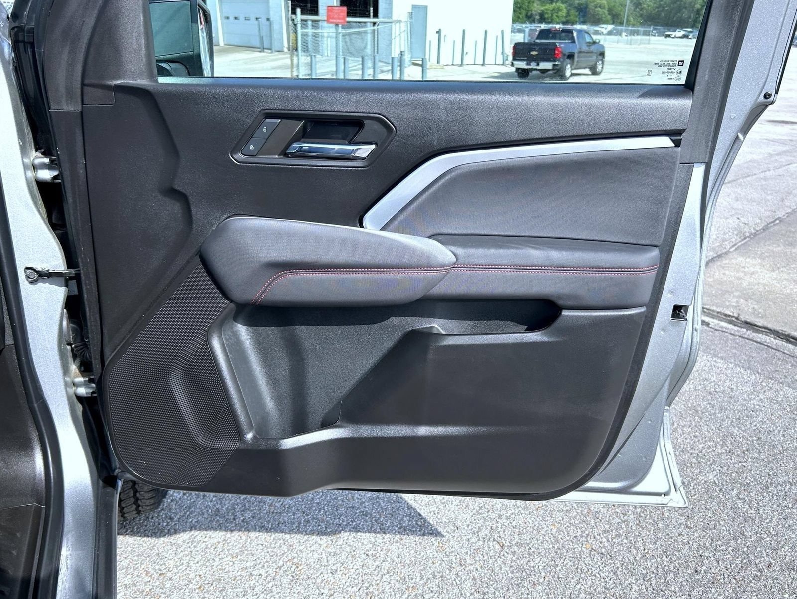 2024 Chevrolet Colorado Z71 - Photo 15