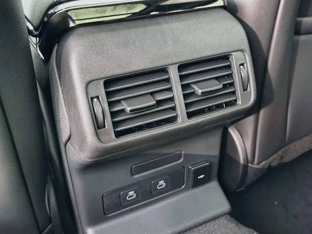 New 2026 Santorini Black Land Rover S image 27