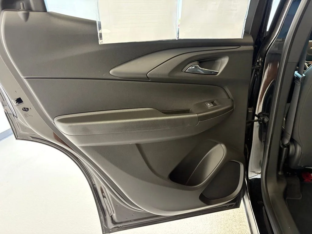 Used 2024 Black Chevrolet LT image 30