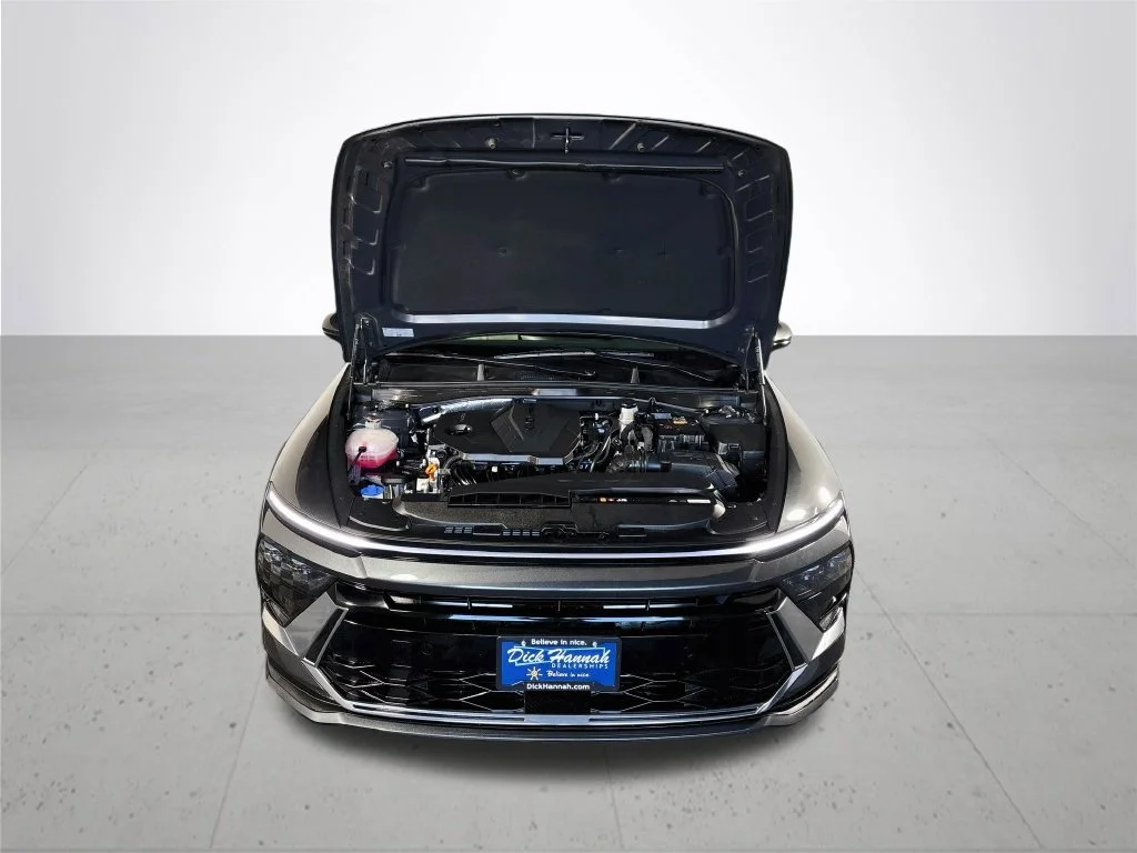 Used 2025 Gray Hyundai SEL image 21