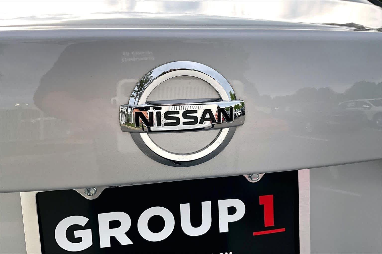 Used 2023 Brilliant Silver Metallic Nissan S image 10