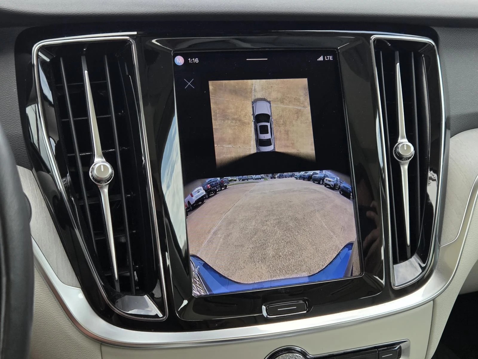 Used 2024 Denim Blue Metallic Volvo Plus Dark Theme image 23