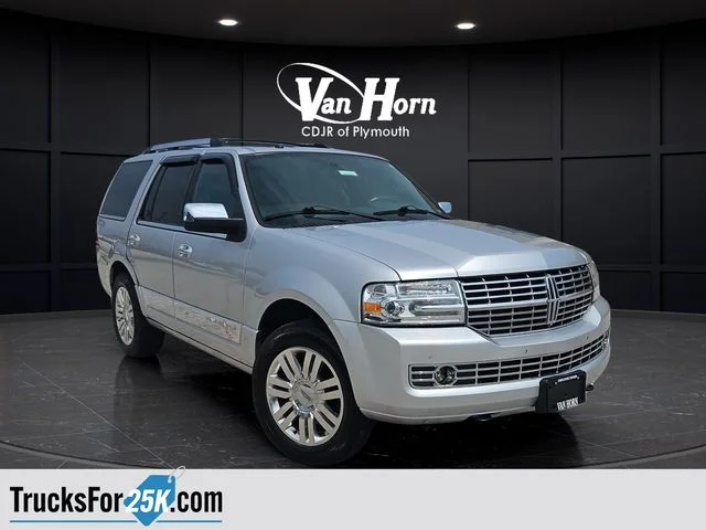 Used 2012 Ingot Silver Lincoln Base image 10