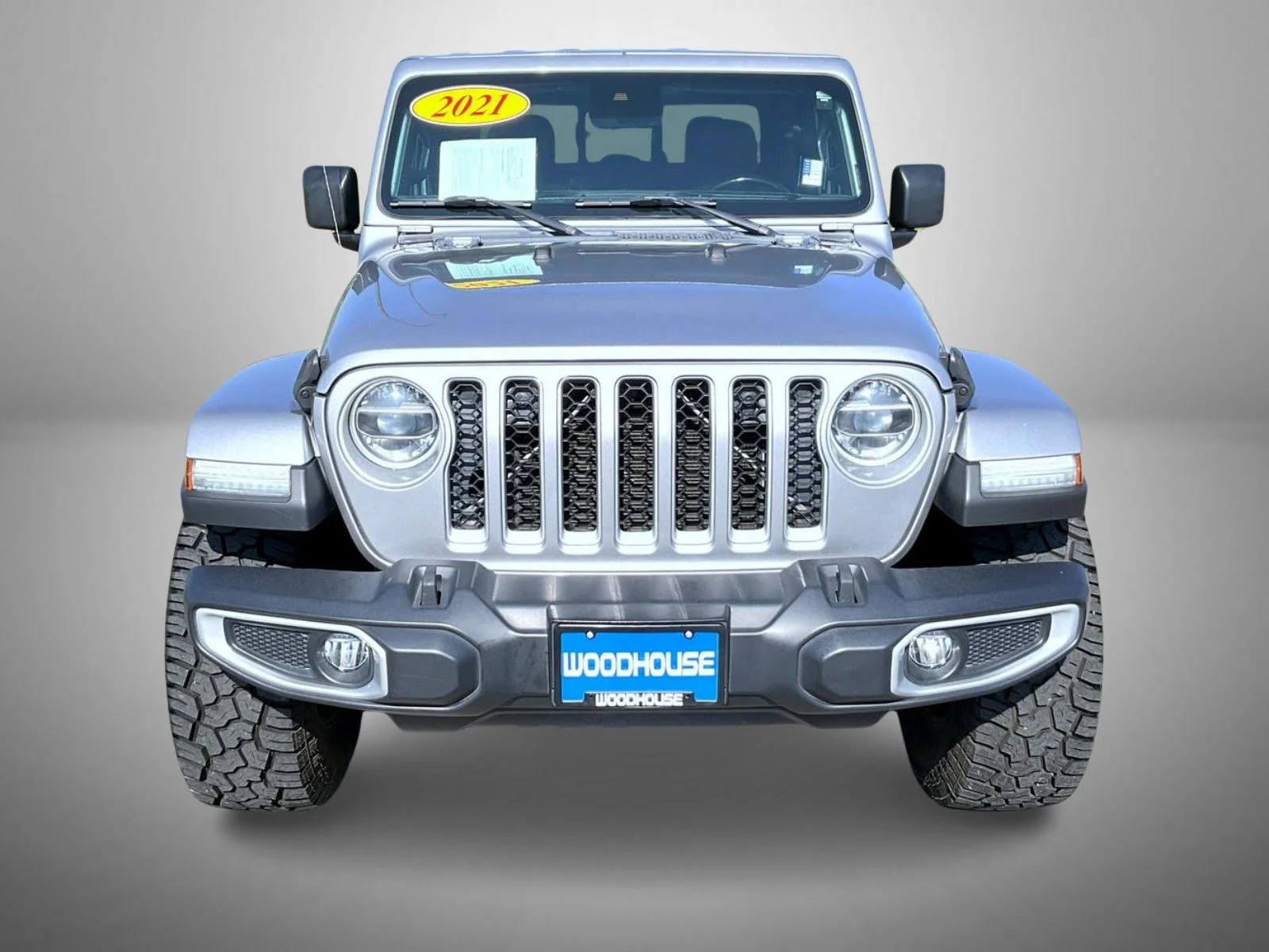 Used 2021 Silver Jeep Overland image 2