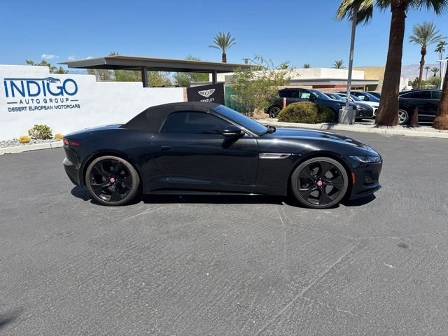 Used 2021 Santorini Black Metallic Jaguar R-Dynamic image 4