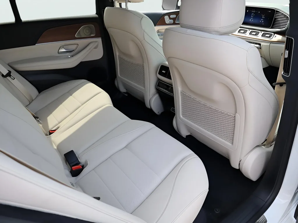Used 2026 MANUFAKTUR Moonlight White Metallic Mercedes-Benz GLE 450 image 13