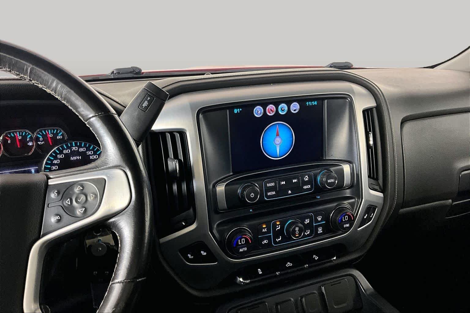 Used 2018 Cardinal Red GMC SLE image 7