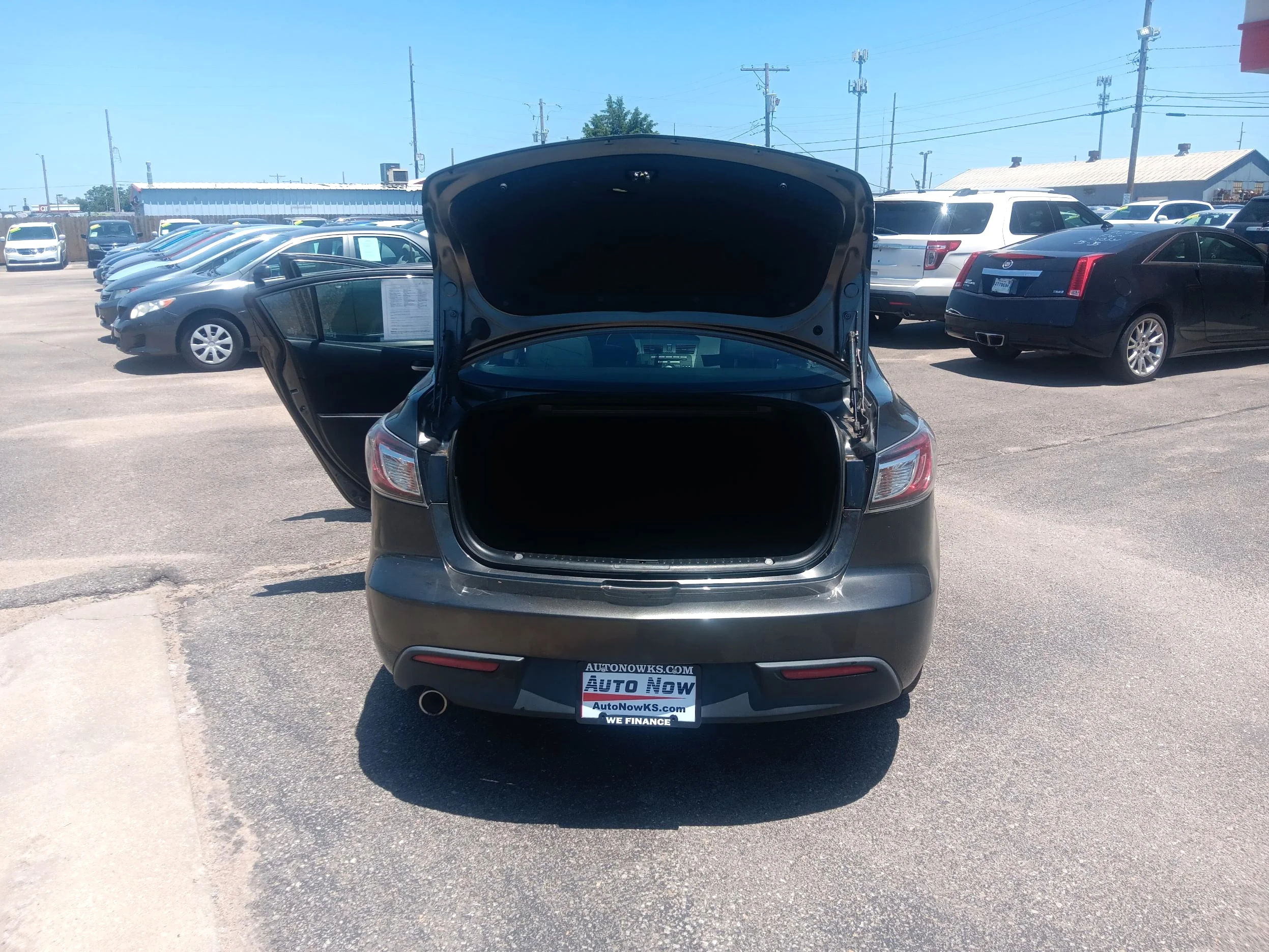 Used 2010 Gray Mazda i Touring image 10