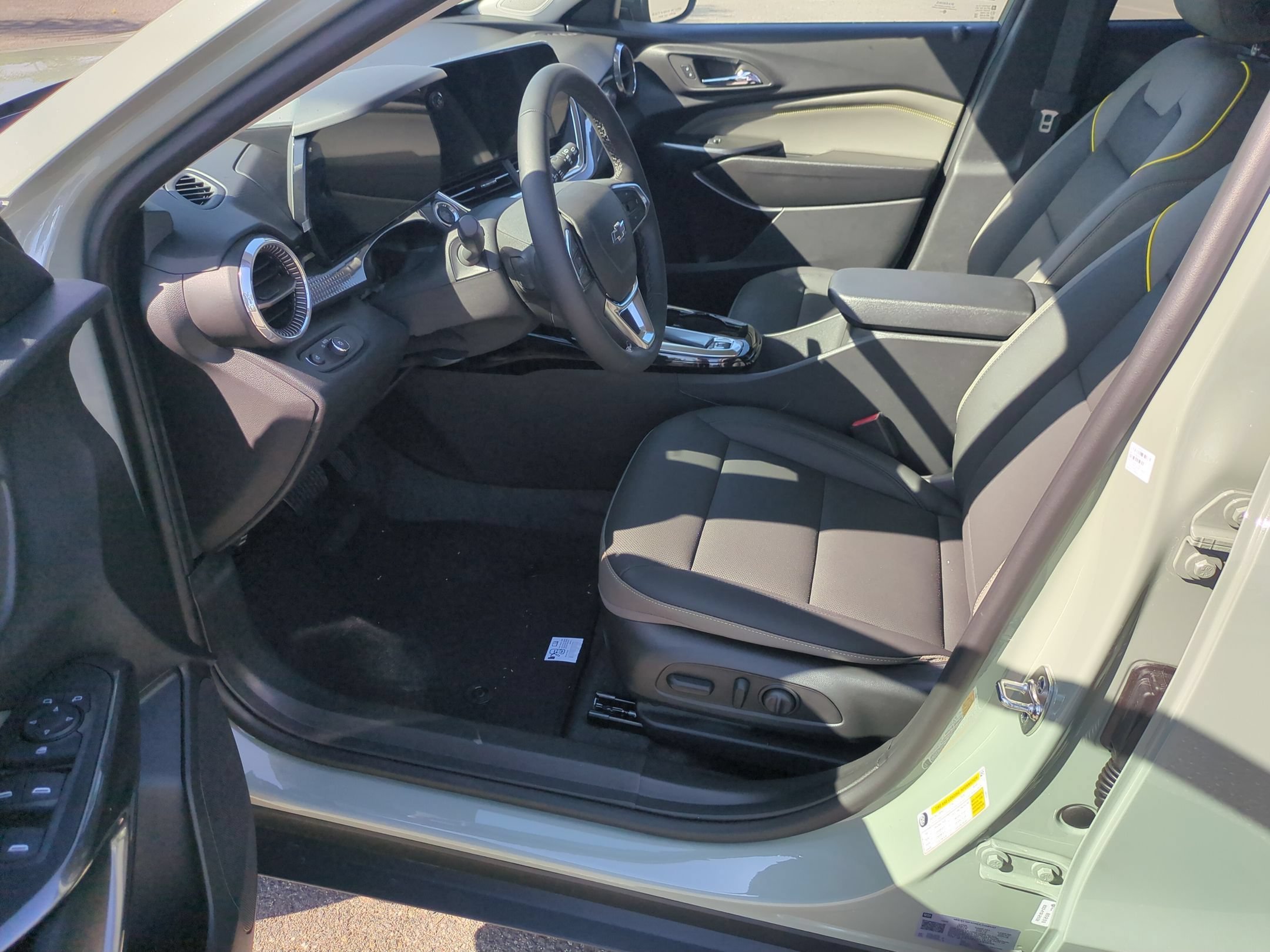 2026 Chevrolet Trax Activ - Photo 11