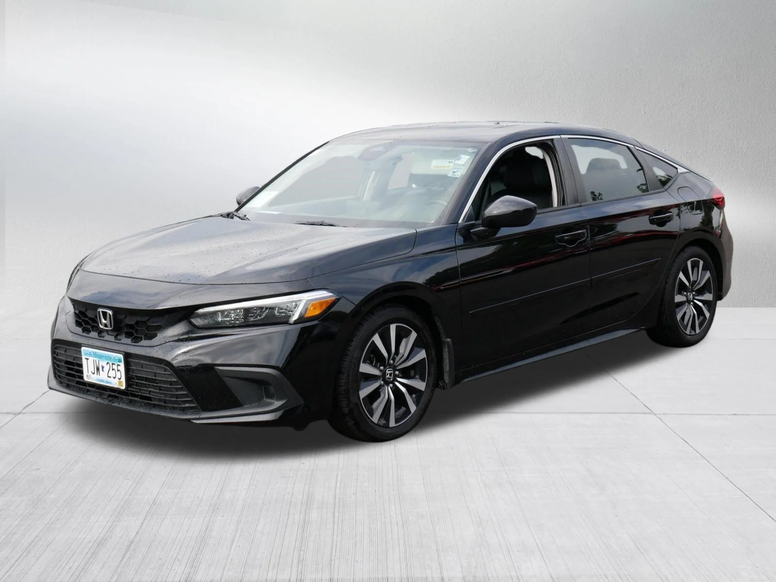 Used 2023 Crystal Black Pearl Honda EX-L image 3