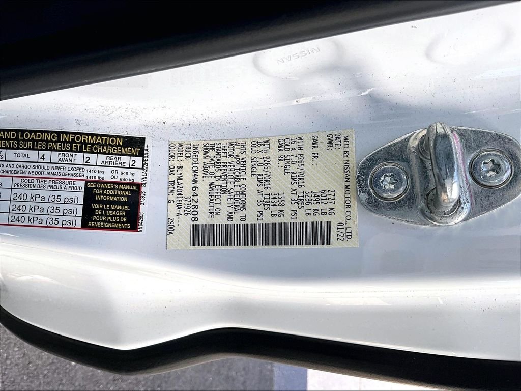 Used 2022 White Nissan S image 8