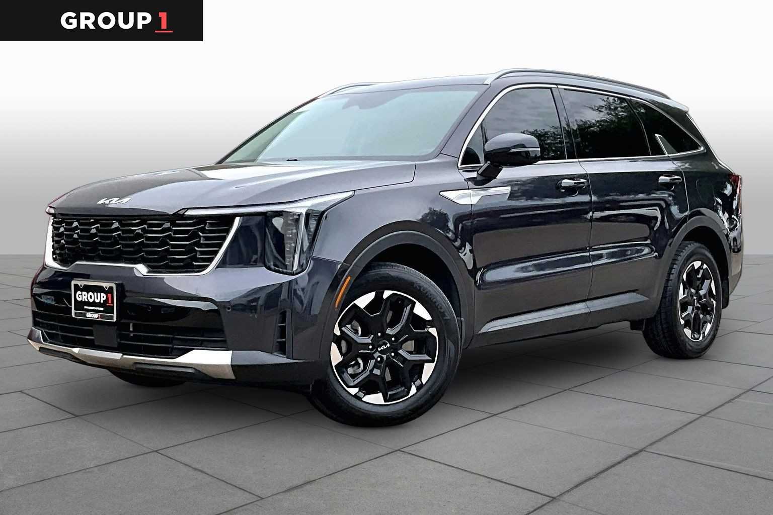 2025 Kia Sorento S AT's photo