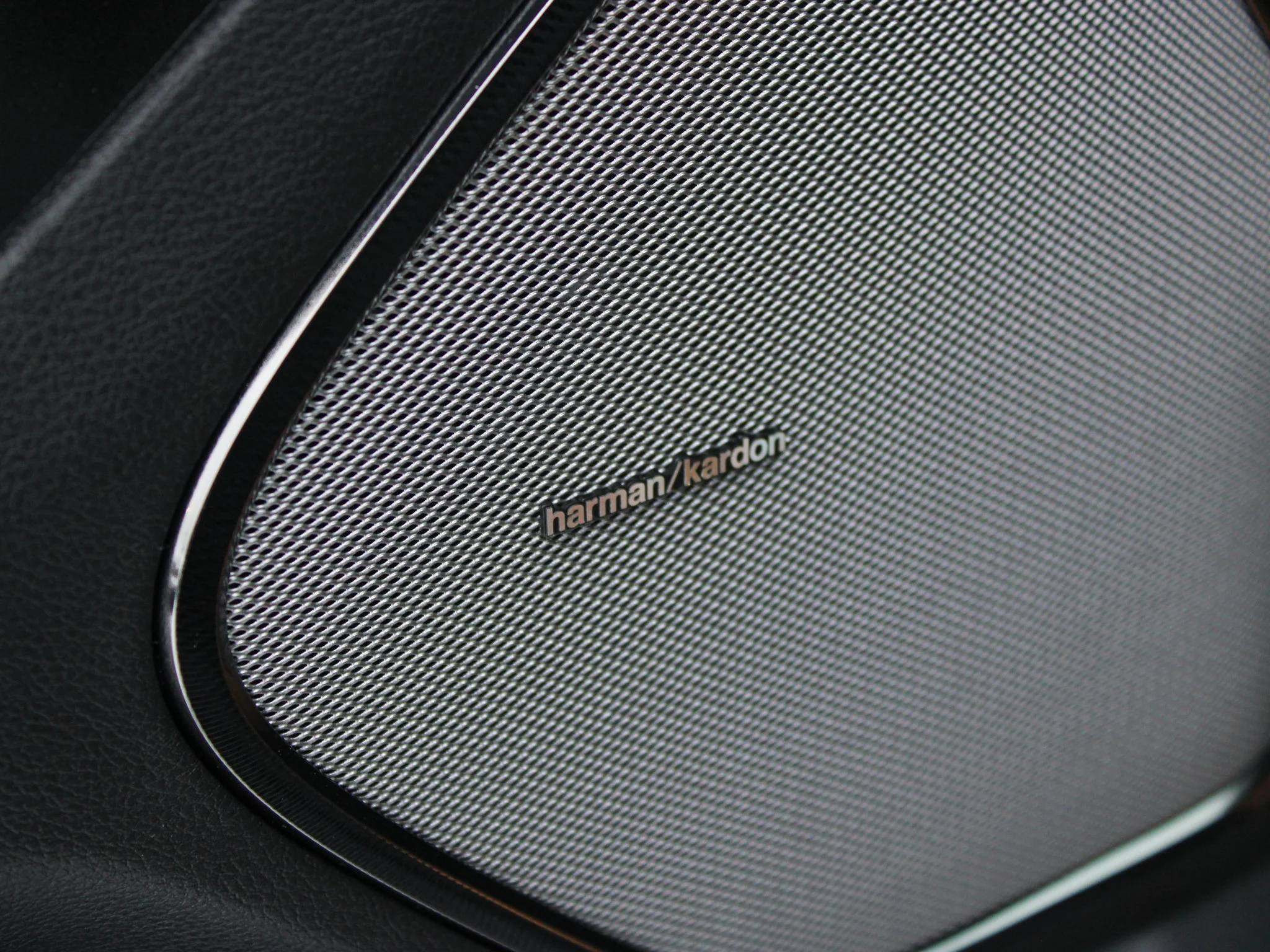 New 2026 Black RAM Sport* HEMI V8 image 11