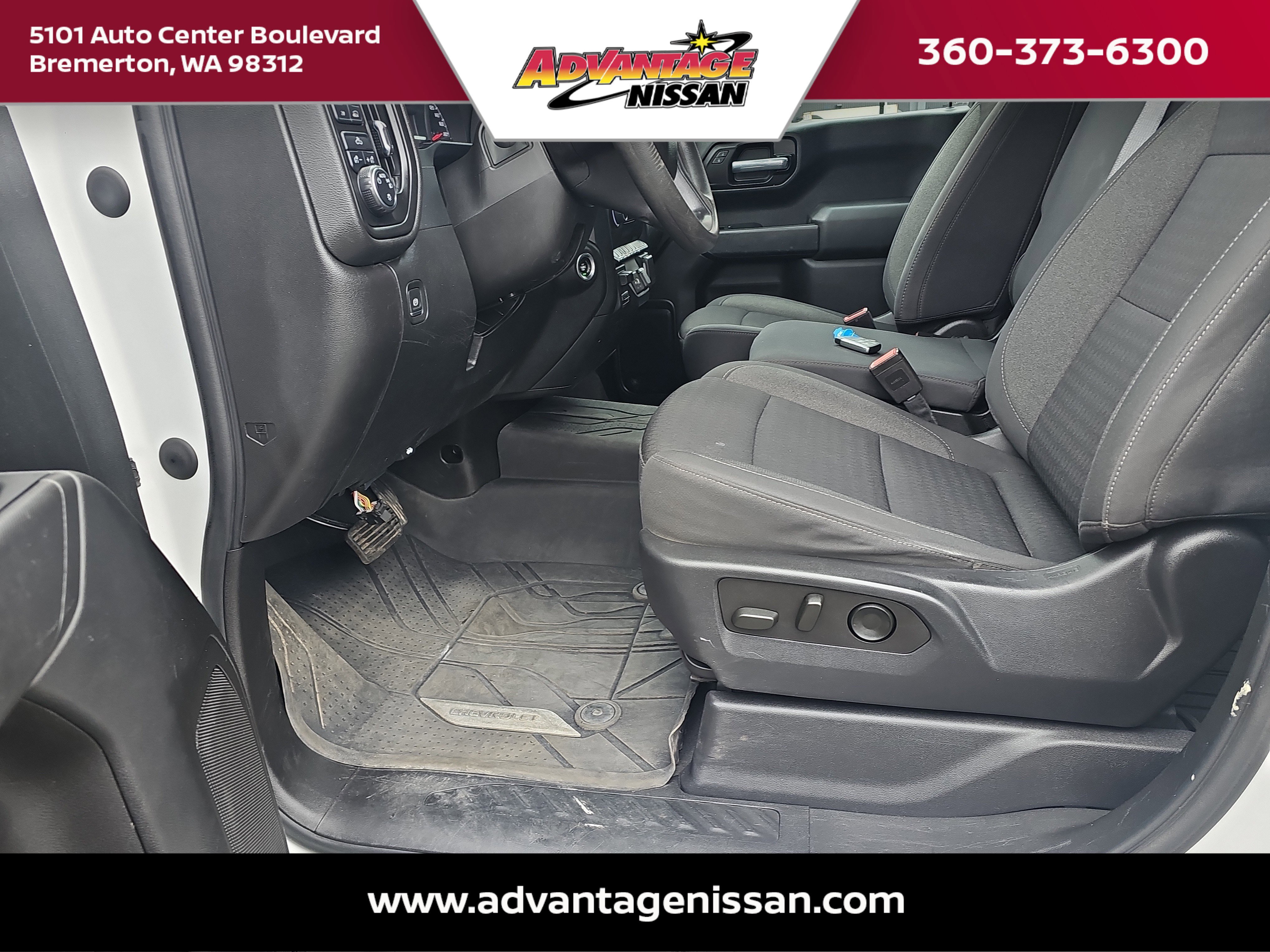 Used 2023 Summit White Chevrolet Custom image 14