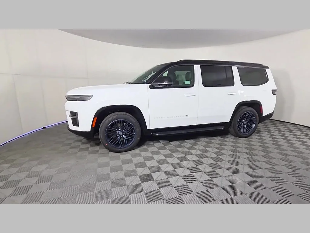 New 2026 Bright White Clear-Coat Exterior Paint Jeep 85th Anniversary image 36