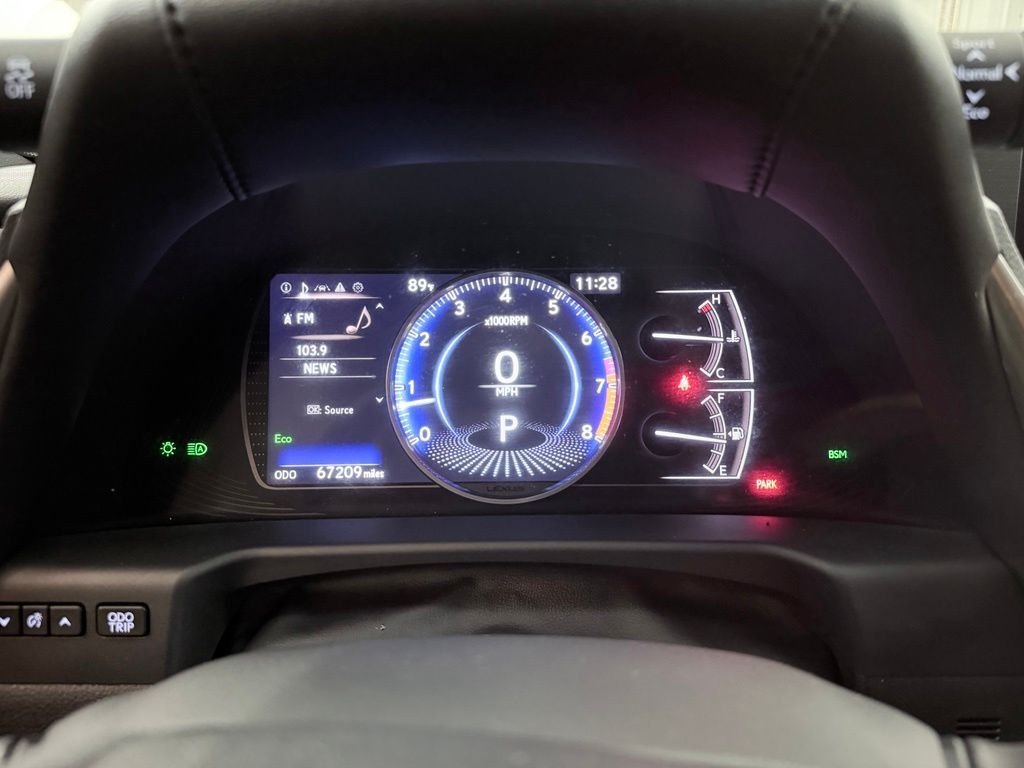Used 2021 White Lexus 350 image 15