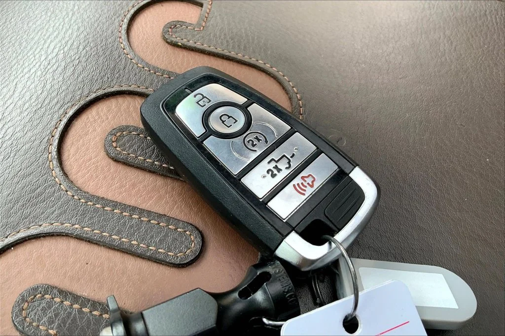 Used 2023 White Ford King Ranch image 11