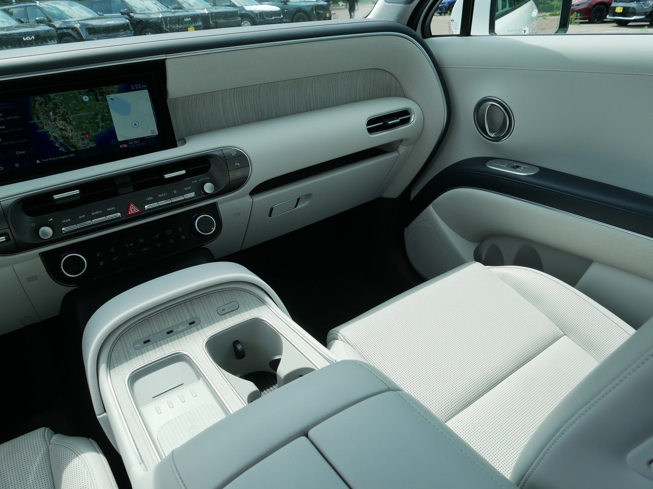Used 2026 Creamy White Pearl Hyundai Calligraphy image 11