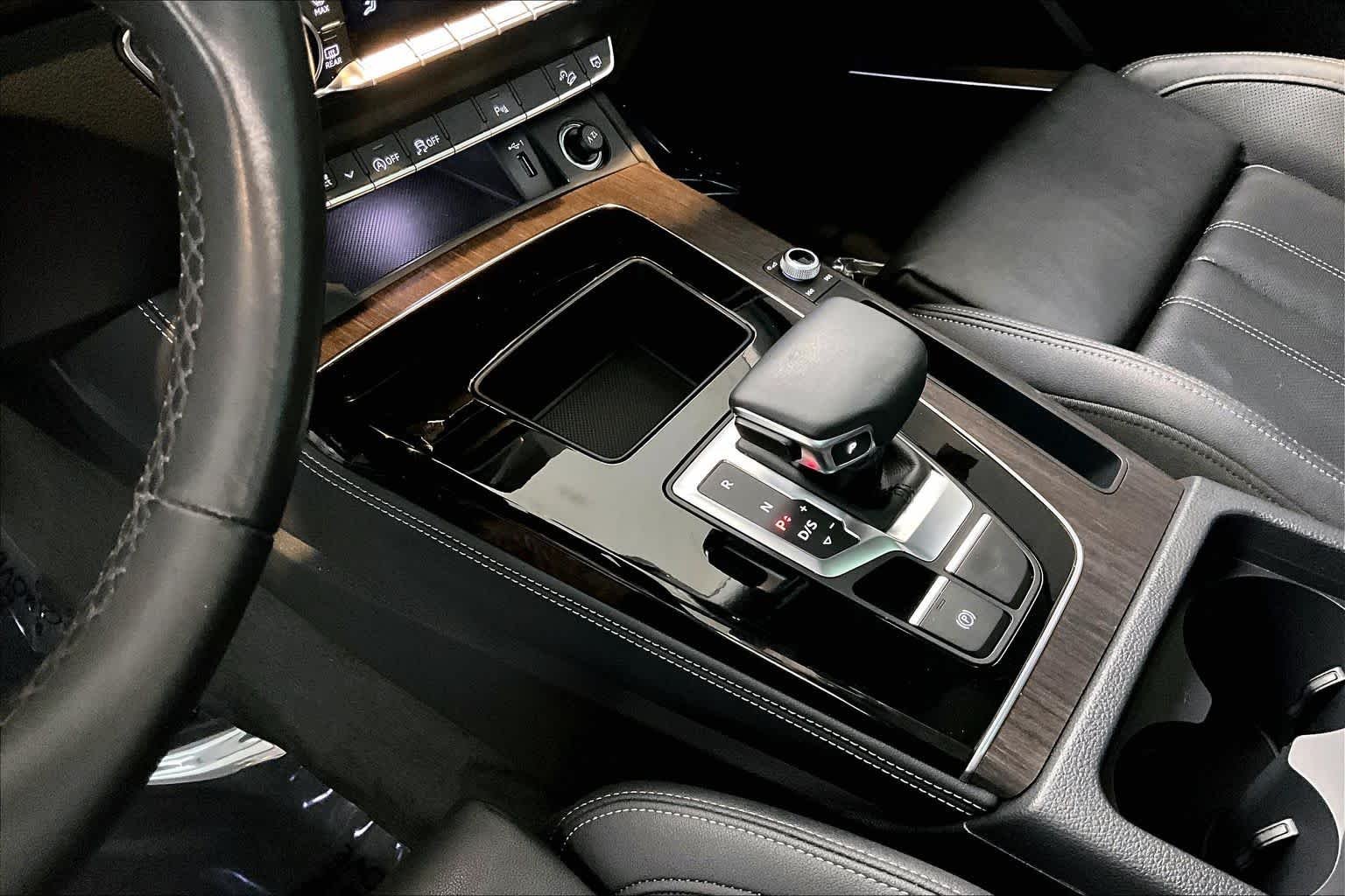 Used 2024 Florett Silver Metallic Audi S line Premium Plus image 17