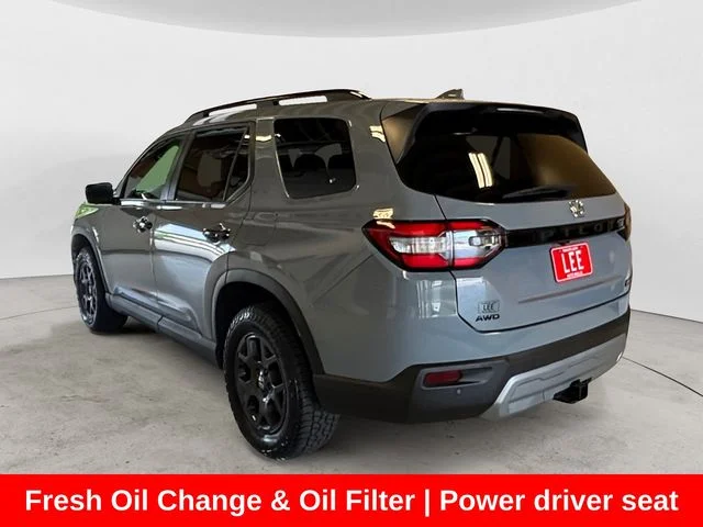 Used 2025 Sonic Gray Pearl Honda TrailSport image 3