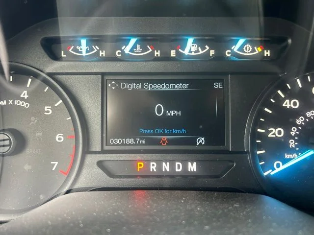 Used 2018  Ford XL image 5