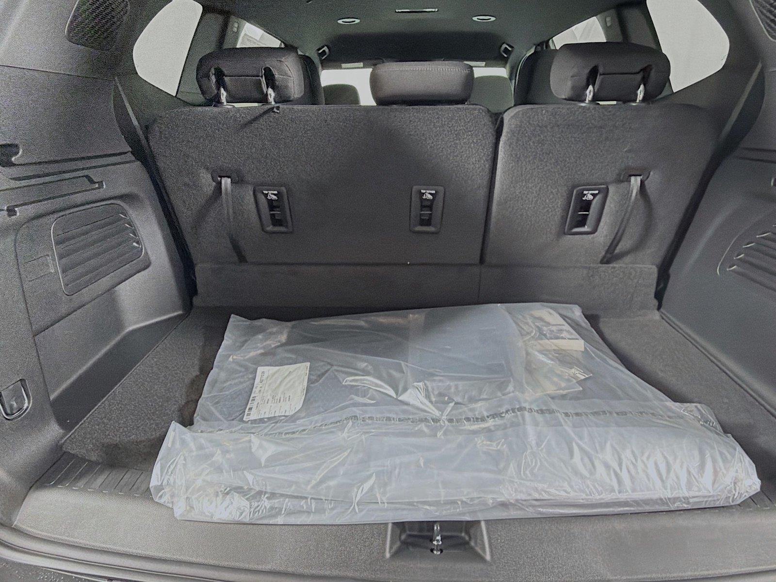 2026 GMC Acadia Elevation - Photo 14