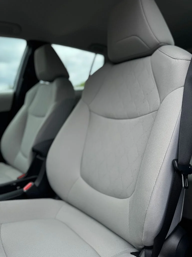 Used 2025 Silver Toyota L image 27