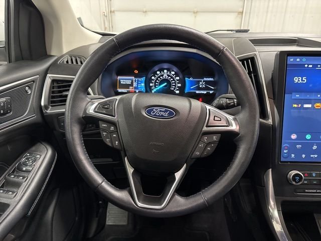 2023 Ford Edge Titanium - Photo 14