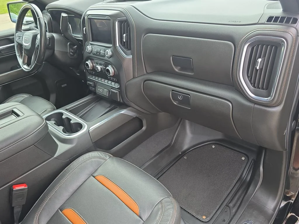Certified Used 2022  GMC AT4 image 30