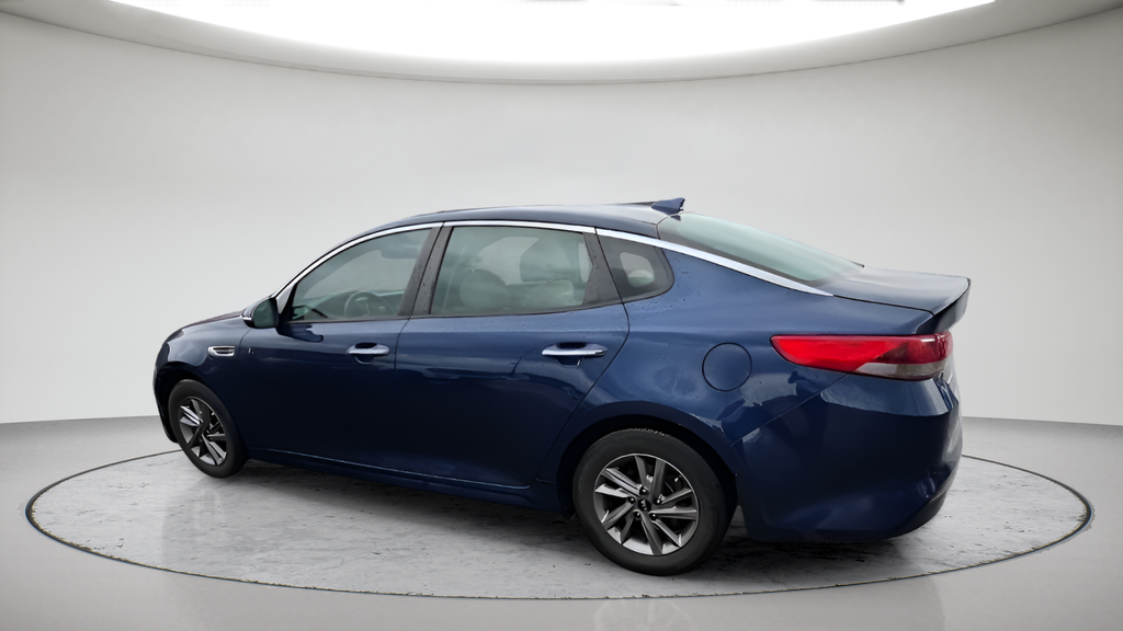 Used 2016 Horizon Blue Kia LX image 6