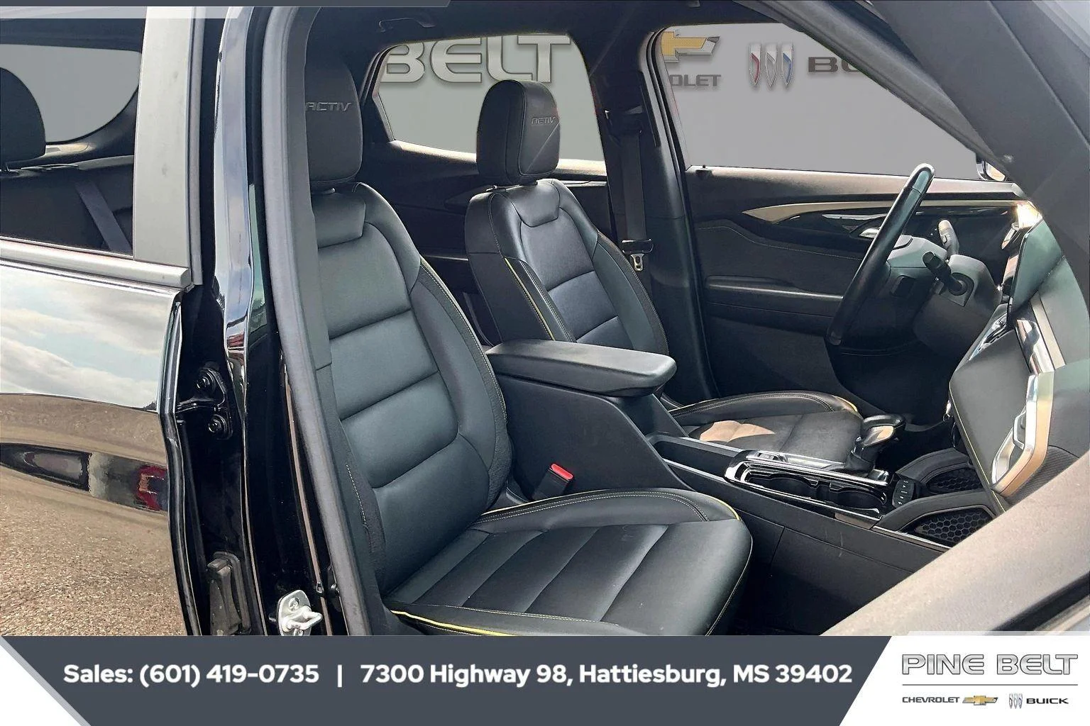 Used 2024 Mosaic Black Metallic Chevrolet ACTIV image 6