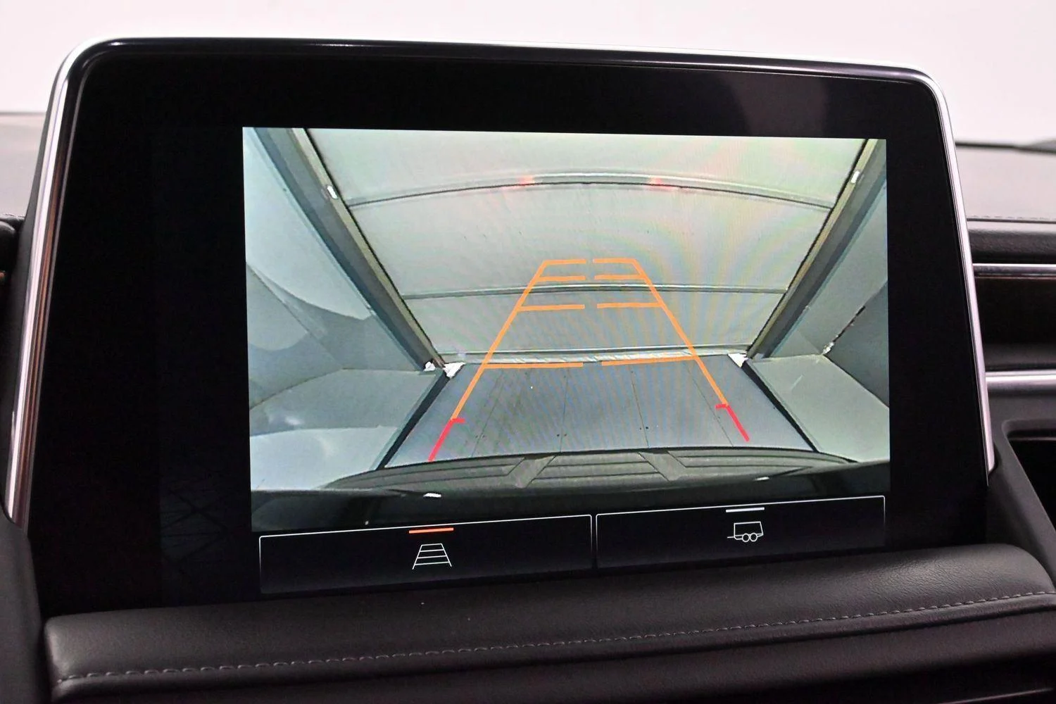 Used 2023 Onyx Black GMC SLE image 24