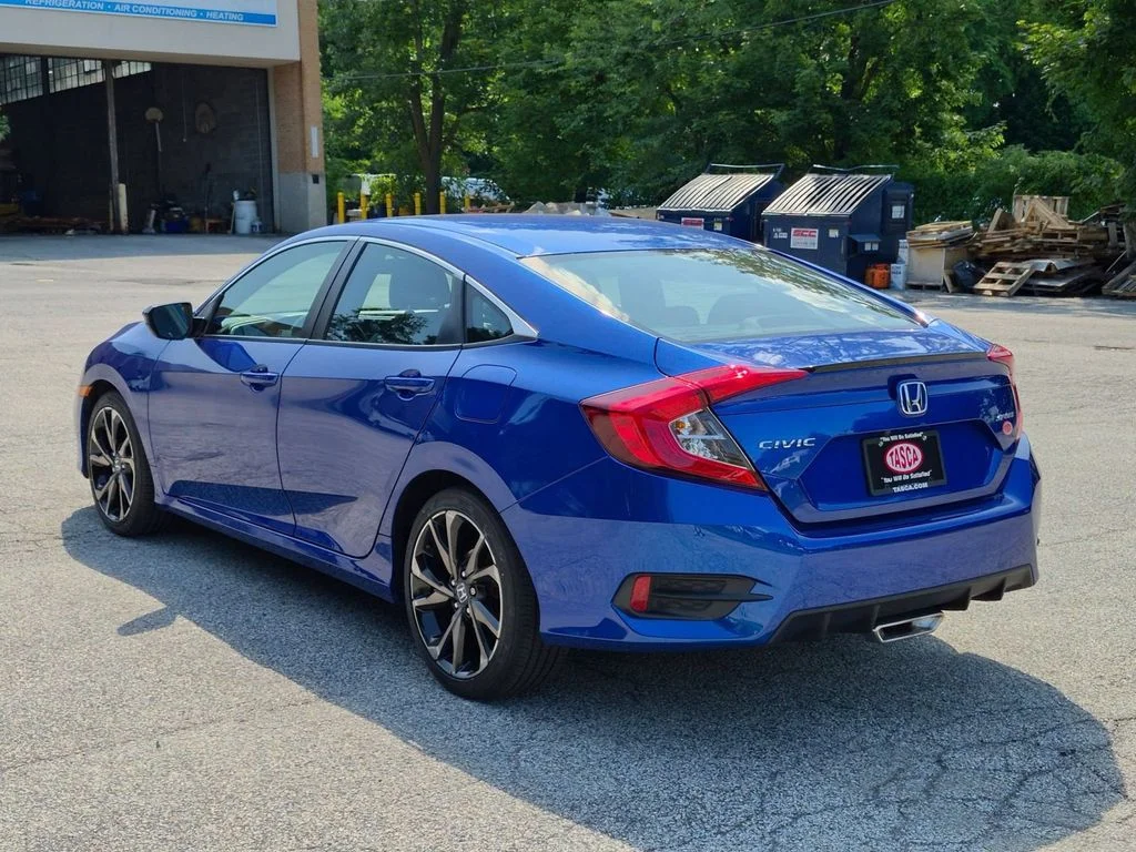 Used 2020  Honda Sport image 7