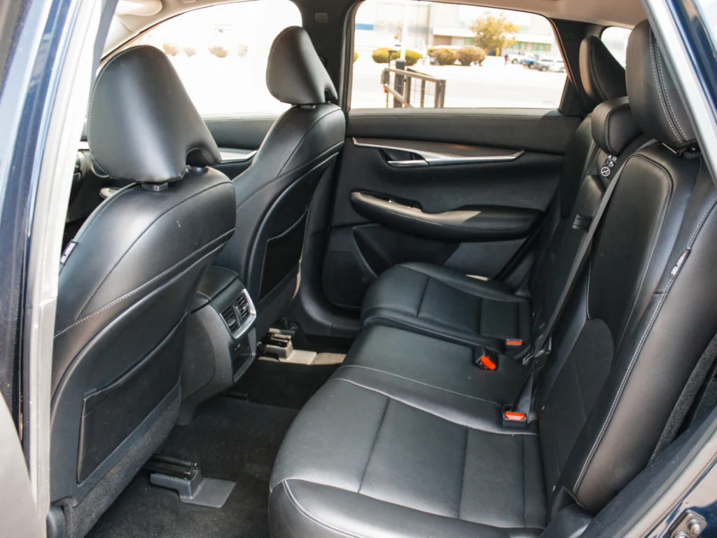 Used 2024 Hermosa Blue INFINITI LUXE image 27