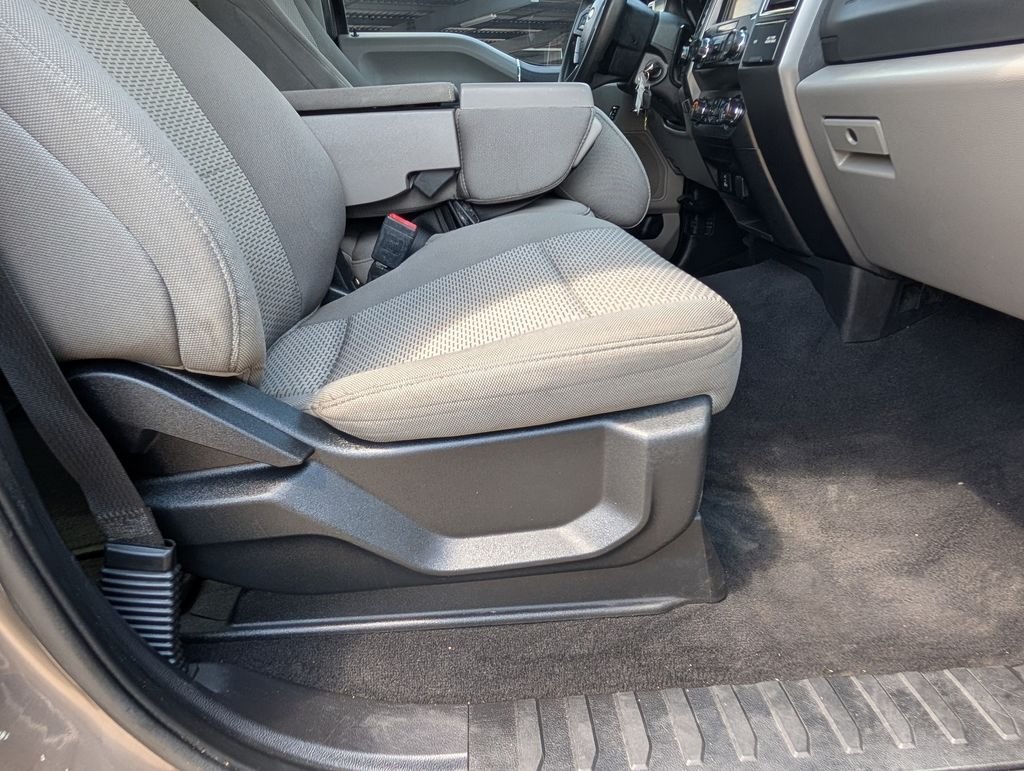 Used 2020 Gray Ford XLT image 23