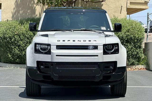 New 2026 Borasco Grey Land Rover X-Dynamic SE image 8
