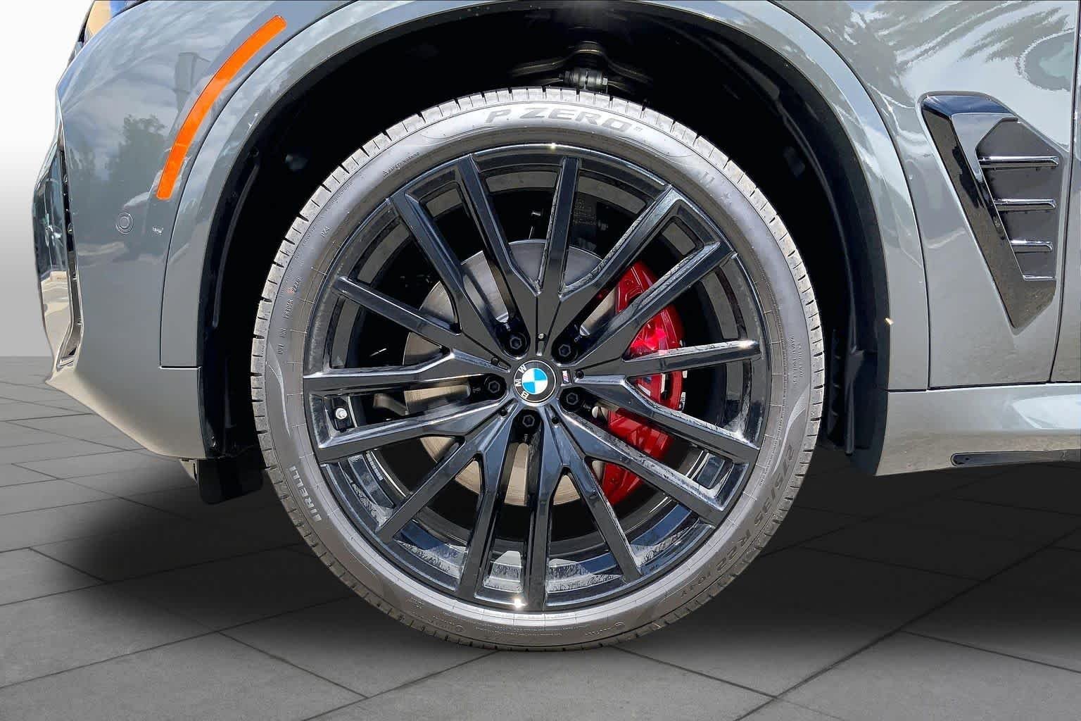 New 2026 Dravit Grey Metallic BMW xDrive40i image 11