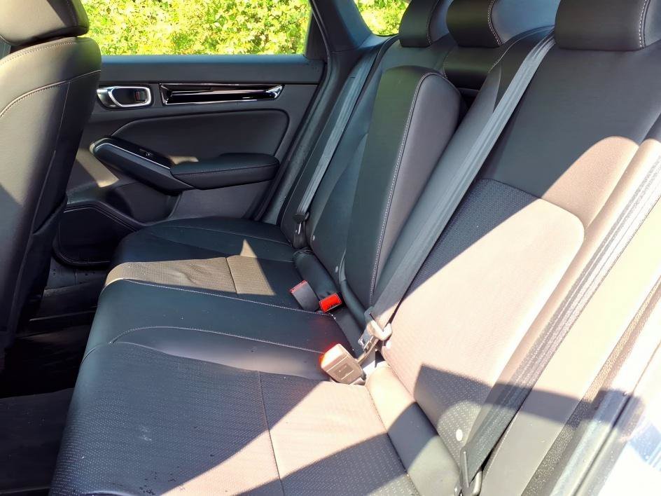 Used 2025 Urban Gray Pearl Honda Sport image 10