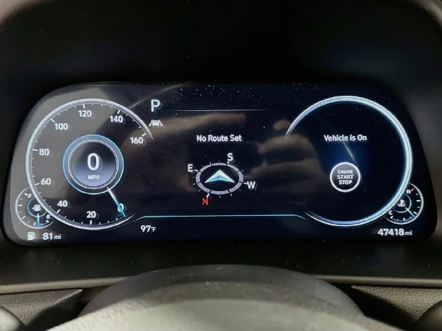 Certified Used 2023 Blue Hyundai SEL image 18