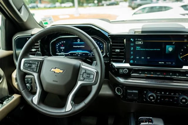 Used 2024 Summit White Chevrolet LTZ image 6