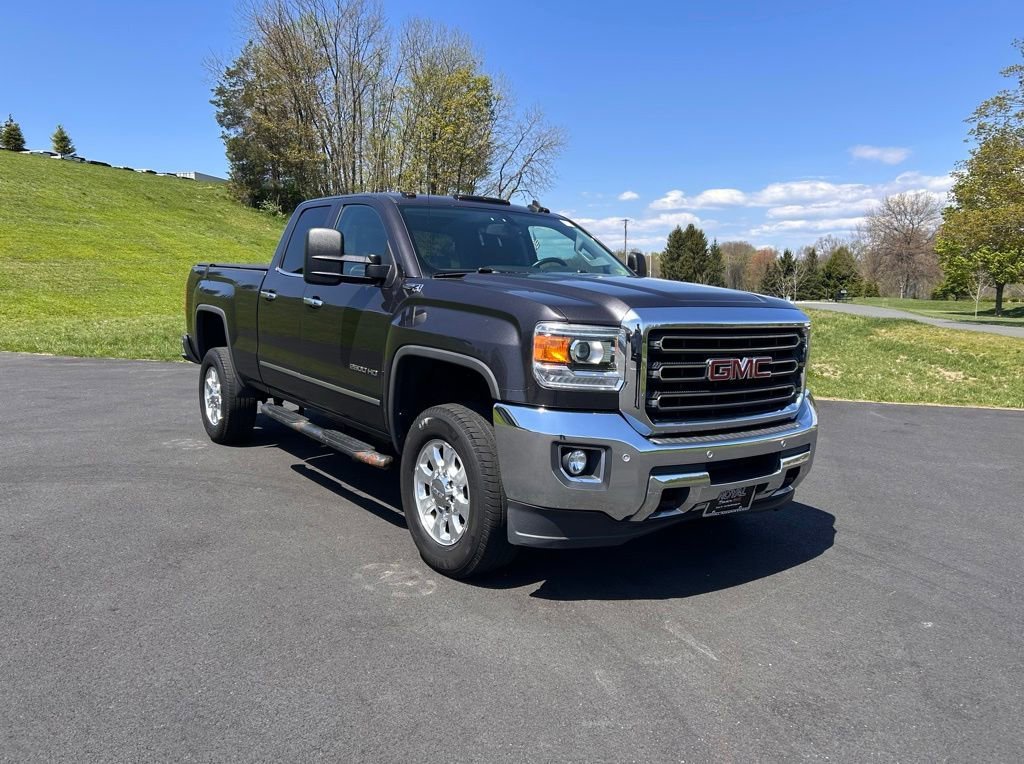 2015 GMC Sierra 4WD Double Cab Short Box SLT's photo
