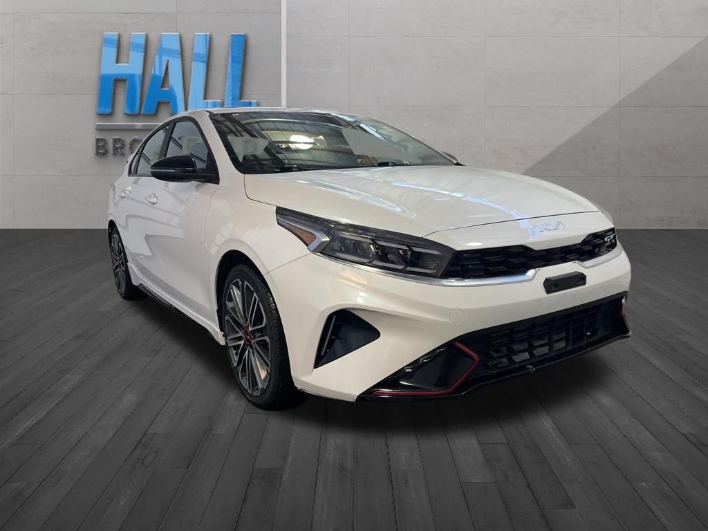 Used 2024 White Kia GT image 7