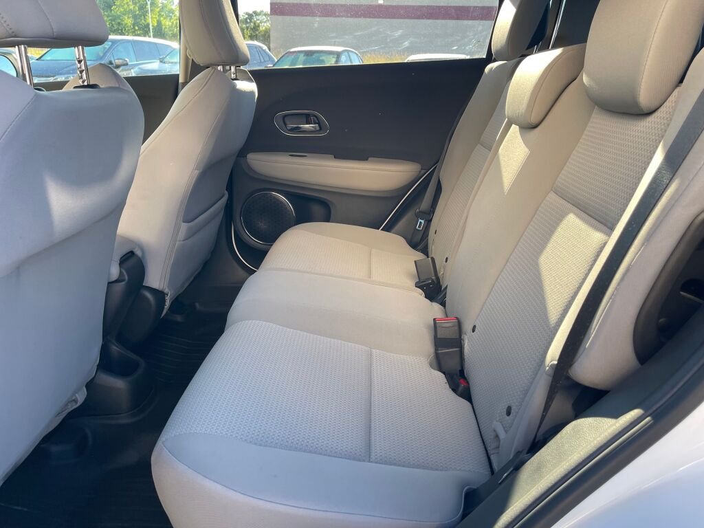 Used 2020 Platinum White Pearl Honda EX image 20